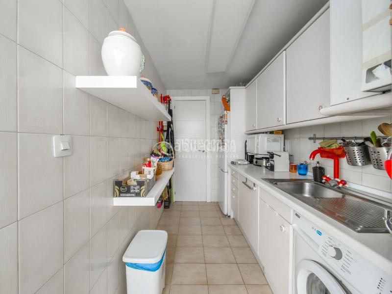 Foto 27431594-aebb-4092-90d2-7755b0ee4ea4. Piso  en venta en Concepción Madrid