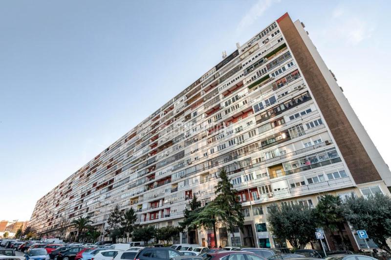 Foto 74d1bc25-d9bb-4dfc-bb13-4d2200c11058. Piso  en venta en Concepción Madrid