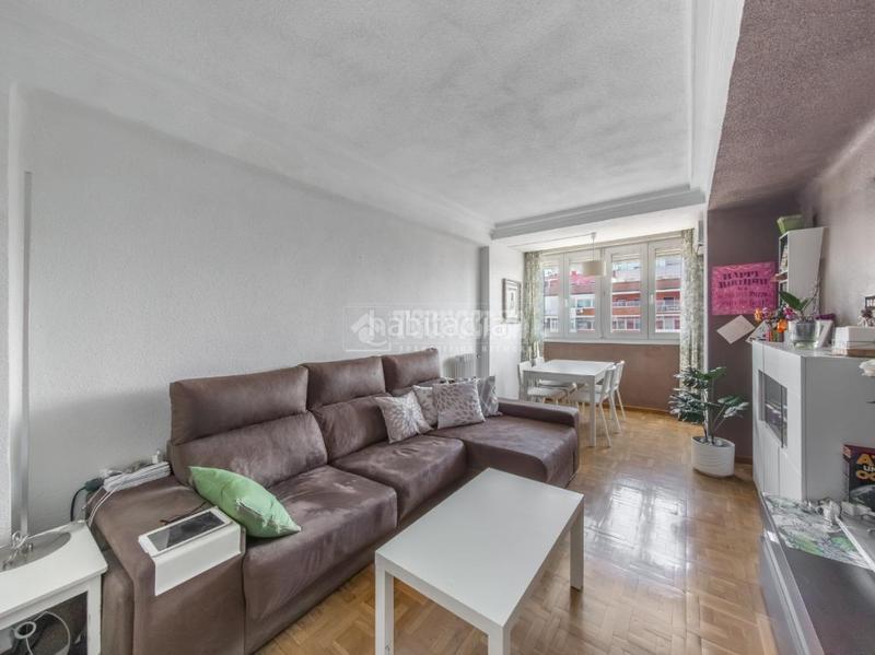 Foto 770e84c8-872d-42b2-9caa-baba3db2d29e. Piso  en venta en Concepción Madrid