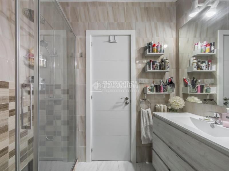 Foto 7a40c12a-74d4-46ab-a49f-b00bea5112d9. Piso  en venta en Concepción Madrid
