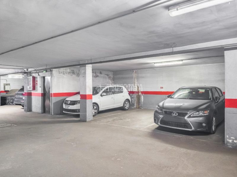 Foto 24c49fa6-42d1-45e0-b3df-0c51addf8553. Pis amb aparcament a San Juan Bautista Madrid