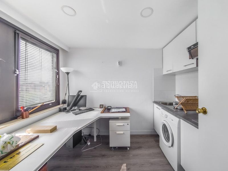 Foto 4964854a-b86a-4396-b8fb-3ef11183a92a. Pis amb aparcament a San Juan Bautista Madrid