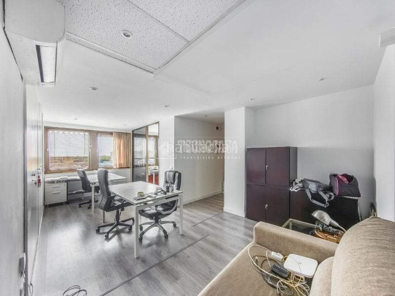 Foto 5c7f9304-f00c-438e-b4f9-2ccbeec07caf. Pis amb aparcament a San Juan Bautista Madrid