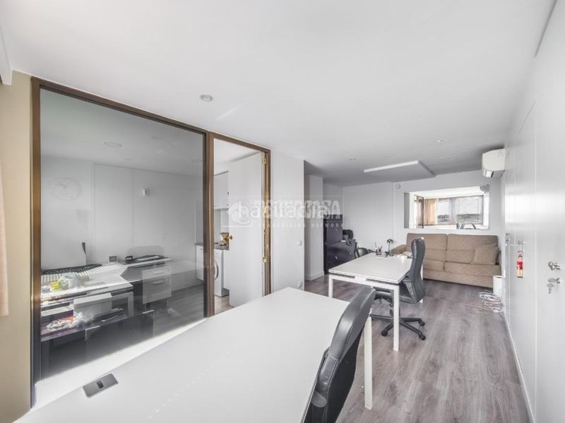 Foto 7944926d-03d4-47b7-ae33-13632586152b. Pis amb aparcament a San Juan Bautista Madrid