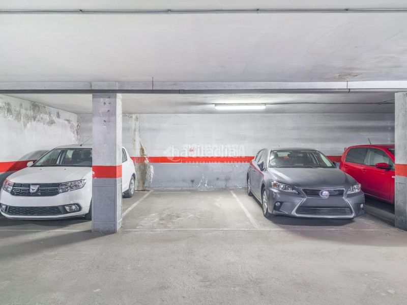 Foto db175fdf-1b2e-42f0-9007-39f61fc0b1d2. Pis amb aparcament a San Juan Bautista Madrid