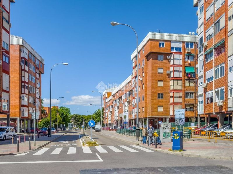 Foto 6e79fd26-c2f6-4e53-8832-b57a75103fe1. Aparcament cotxe a San Pascual Madrid