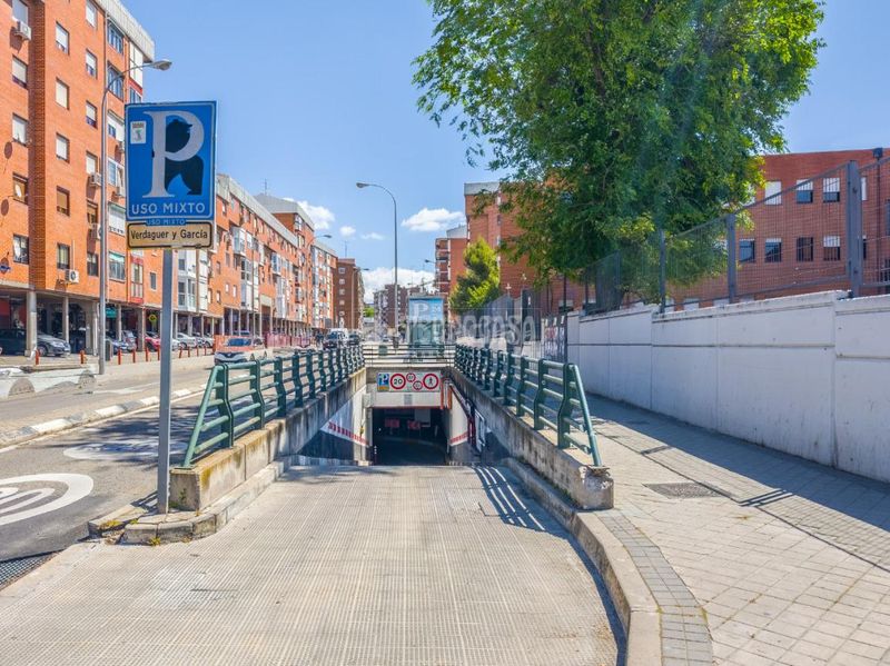 Foto 94fb5f17-805f-4eb8-912d-f2ddc8e54ea2. Aparcament cotxe a San Pascual Madrid