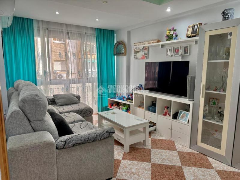 Foto 83b6fb54-901b-4b74-8083-b77b0c6e72a5. Pis a La Unión - Cruz de Humilladero - Los Tilos Málaga