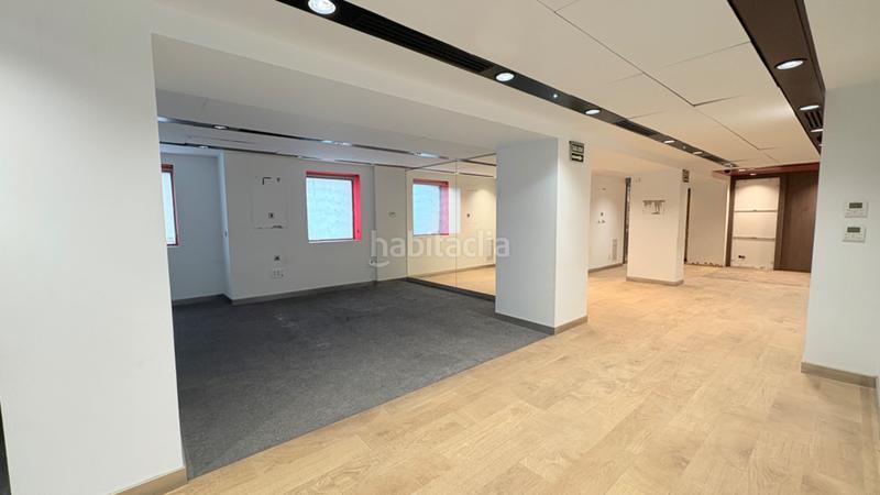 Foto c6ebbe3b-652b-47a7-9b0a-1c9c7fbe568d. Rent business premise with heating in Rocafonda Mataró