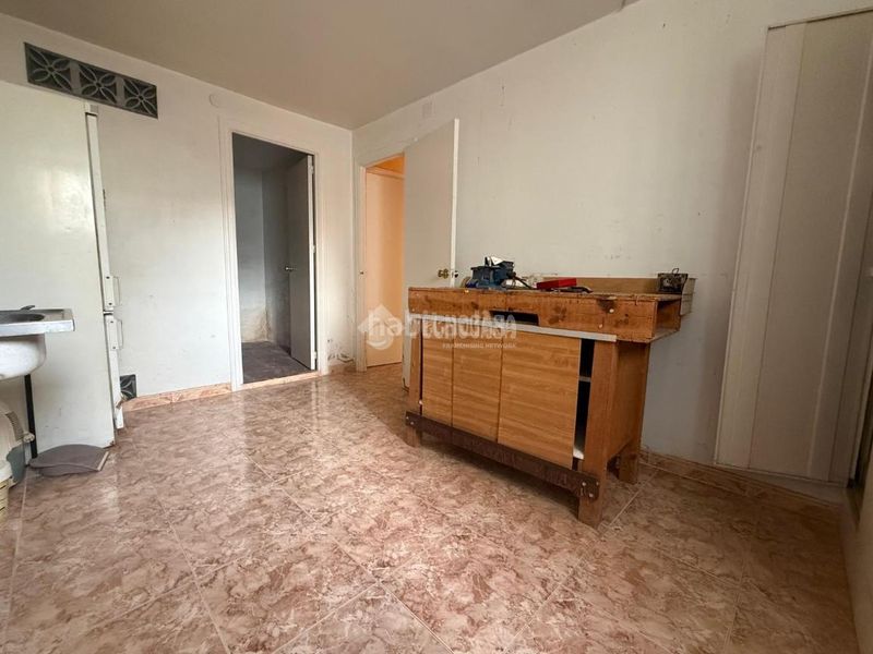 Foto c9472928-b464-40de-be46-c722a3811315. Casa aparellada amb aparcament a San Alberto - La Alcubilla - Florisol Málaga