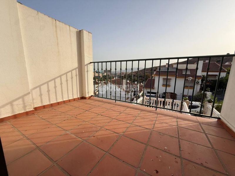 Foto fb0c39cf-5424-497b-a2cc-d8ba4f1c5124. Casa aparellada amb aparcament a San Alberto - La Alcubilla - Florisol Málaga