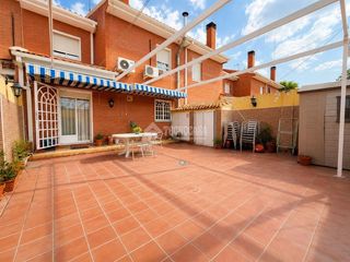 Casa aparellada a San Martín de la Vega. Casa en venta en san martín de la vega