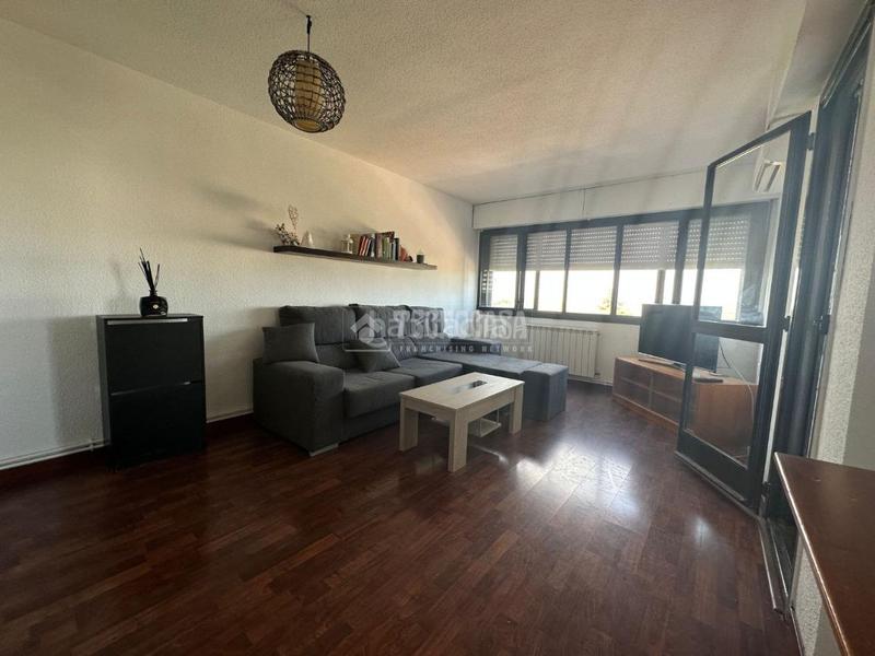 Foto 89b91c1b-8680-4099-8903-60c3748ed057. Appartamento con riscaldamento piscina in San Martín de la Vega