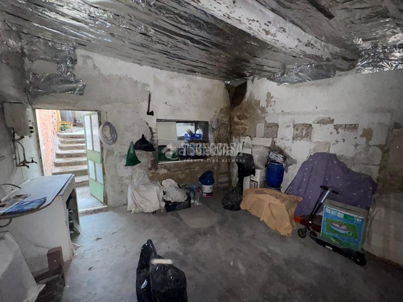 Foto 49030f20-95a5-4216-8529-eed7c1332177. Casa aparellada a Perales de Tajuña