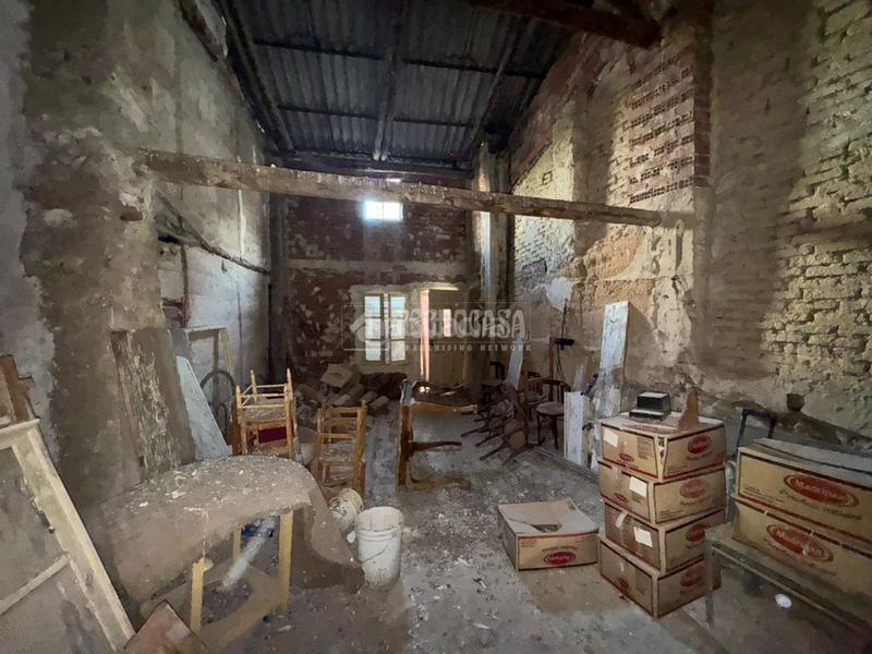 Foto bd6c63c5-12a3-4e86-8fe5-559ef34cce4a. Casa aparellada a Perales de Tajuña