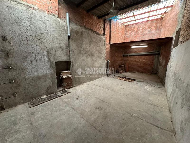 Foto 15868dd0-4797-4fad-9c3c-f0c5a6713d8a. Casa aparellada a Perales de Tajuña