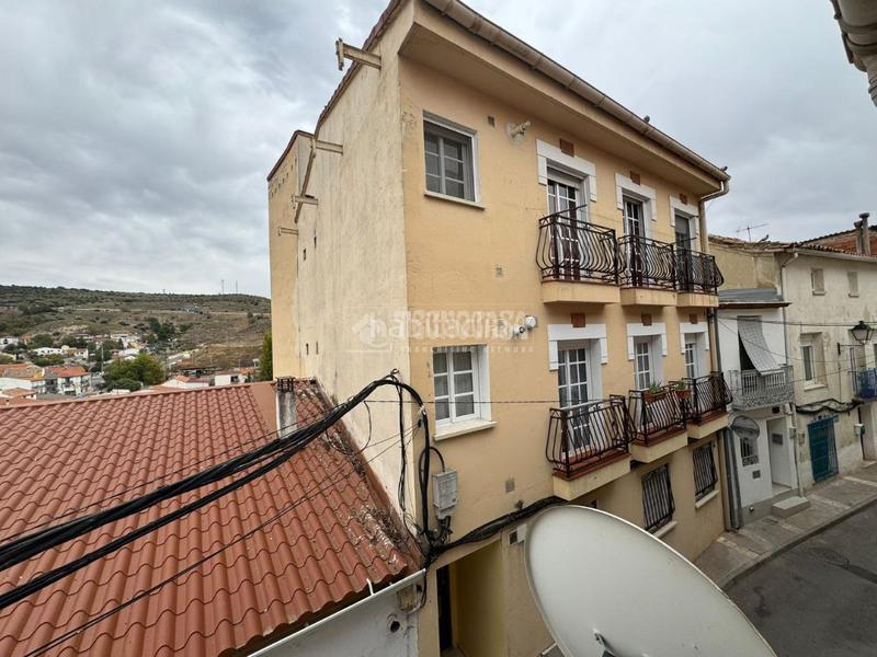 Foto 19d5758a-2990-4237-9081-9c86b61af2b5. Casa aparellada a Perales de Tajuña