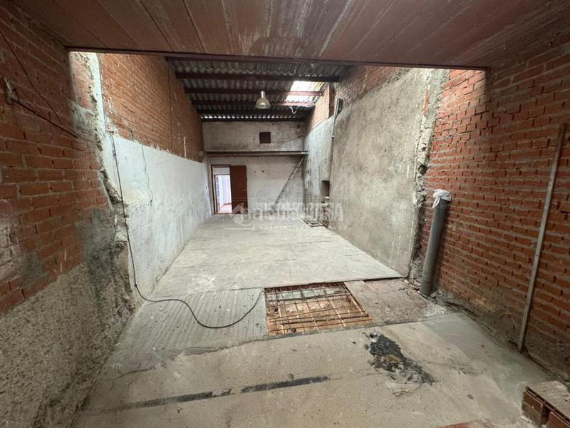 Foto 348a641f-d191-484c-a0f2-05a641fea692. Casa aparellada a Perales de Tajuña