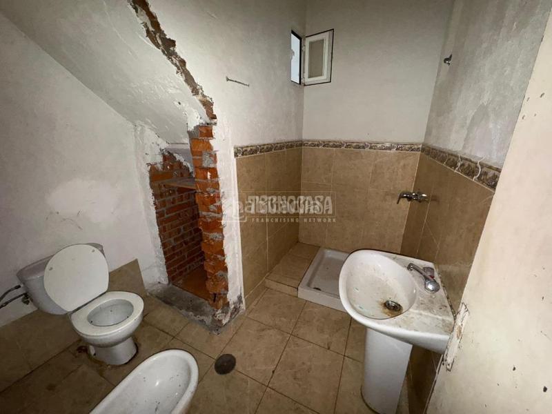 Foto ee0803f2-0147-41e1-9865-e2281a1c6103. Casa aparellada a Perales de Tajuña