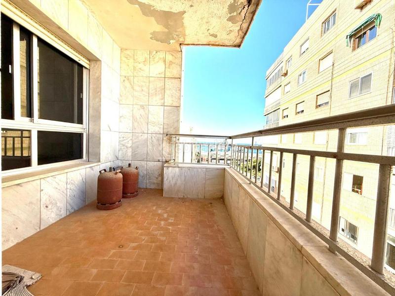 Foto e1043d26-bb12-42cf-a620-73cbdd5ce4f3. Appartamento con riscaldamento in Centro Almería