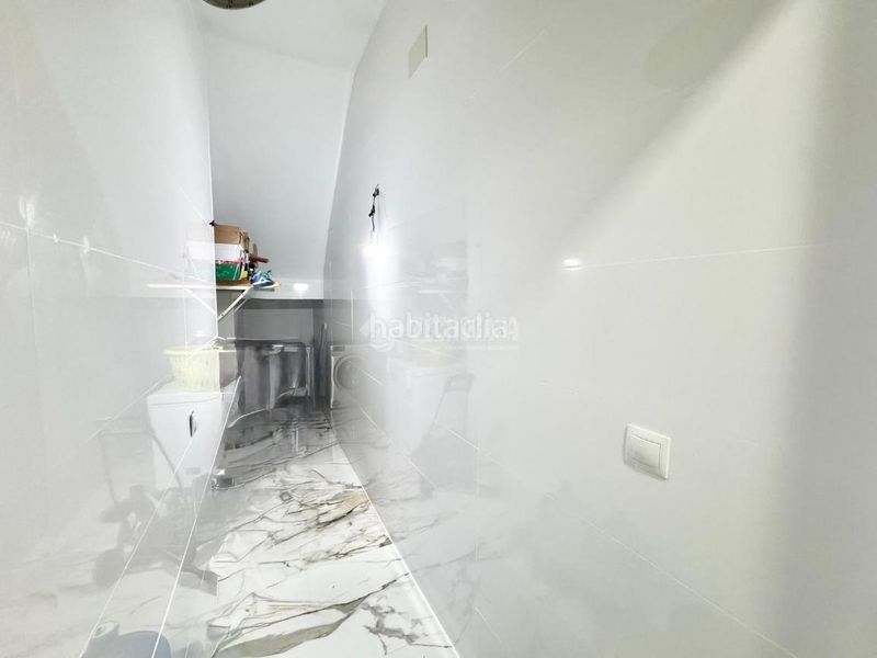 Foto 320d16e8-37f1-4d5a-b575-230e8936e2e8. Casa aparellada a Centro Almería