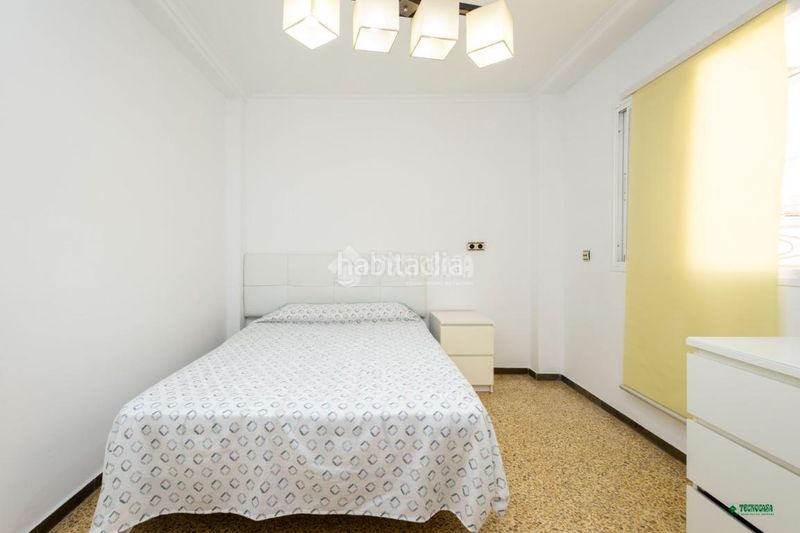 Foto f17297a5-8d0d-4d06-bbc3-c7158a2f14f0. Pis amb calefacció a Centro Almería
