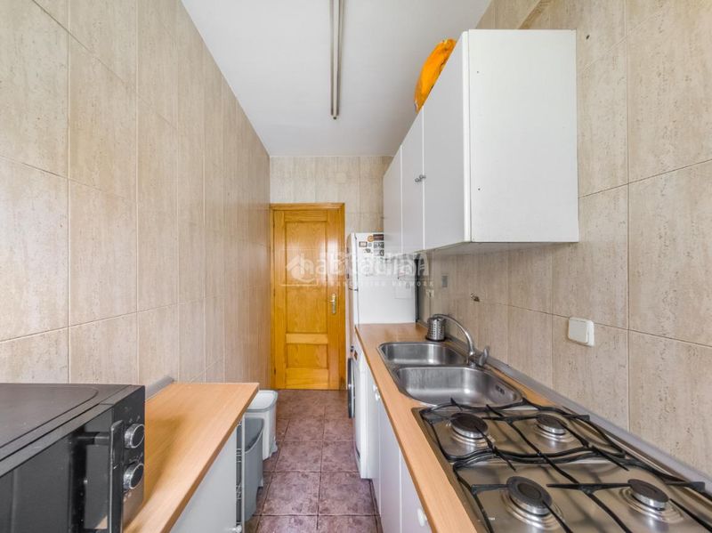 Foto 523cf9ba-4ce4-4a32-a9b5-ede55616291a. Piso  en venta en Ciudad Jardín Madrid