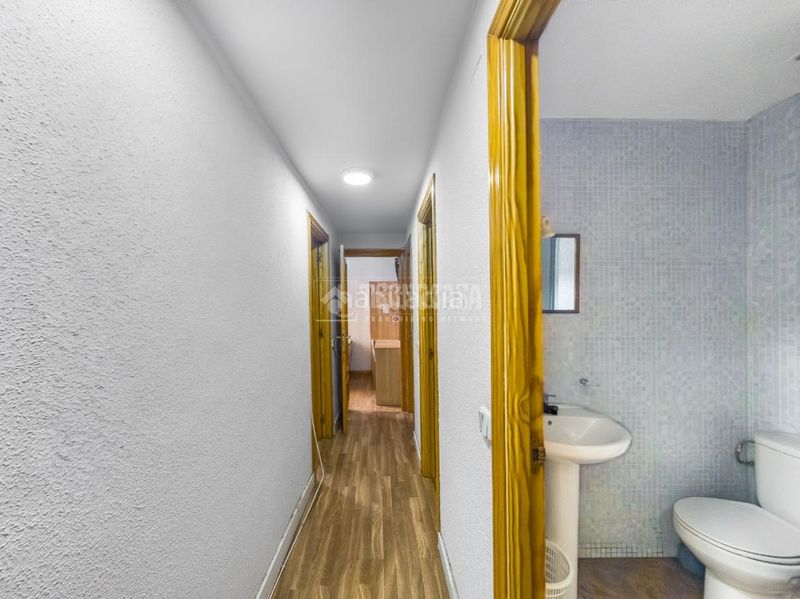 Foto 5dd75efe-08db-46a0-aa41-2dd3173ab098. Piso  en venta en Ciudad Jardín Madrid