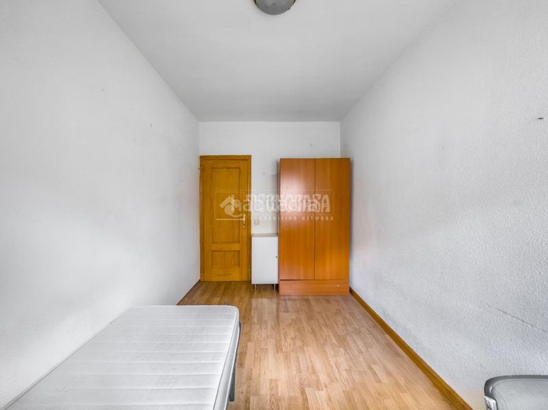 Foto ab230119-5378-428c-a4d1-46de84d88fed. Piso  en venta en Ciudad Jardín Madrid
