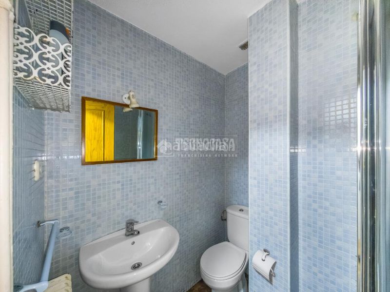 Foto b92b4864-4044-4b0c-aca4-d74176b06f8e. Piso  en venta en Ciudad Jardín Madrid
