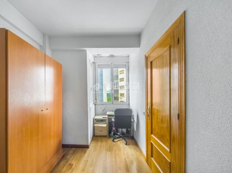 Foto ebaf329d-bc98-47ae-be30-9ee61275e84f. Piso  en venta en Ciudad Jardín Madrid