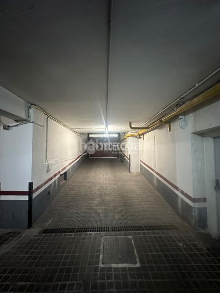 Foto b41353ab-8276-4473-af0c-4f237a05c586. Aparcament cotxe a Prosperidad Madrid