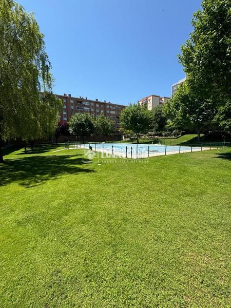 Foto fe2426ee-b45d-4f10-b244-4a430d7a5ea2. Etagenwohnung in La Serna Fuenlabrada