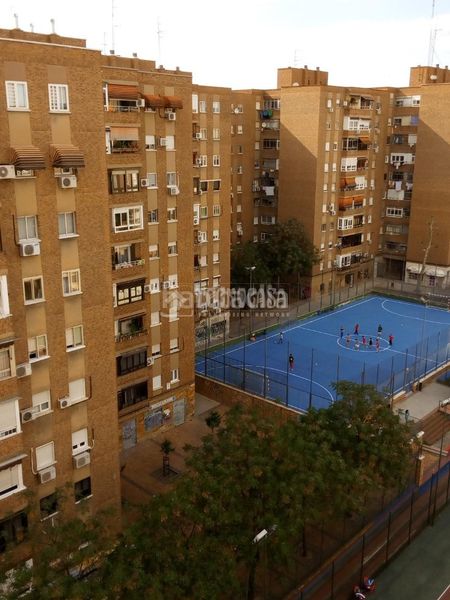 Foto 910a4573-ea29-4260-ba77-03bdd8cb55c3. Pis amb calefacció piscina a La Serna Fuenlabrada
