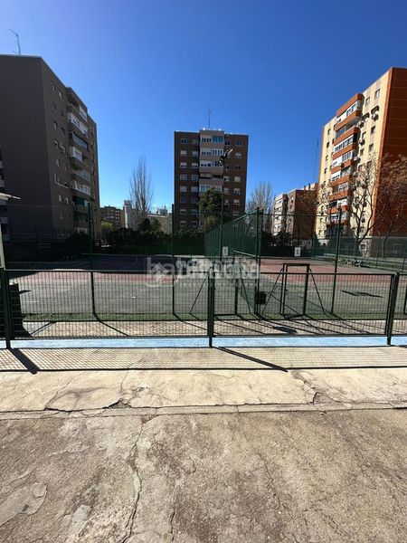 Foto ef249b14-334c-420b-9293-5180c2fc0985. Pis amb calefacció piscina a La Serna Fuenlabrada