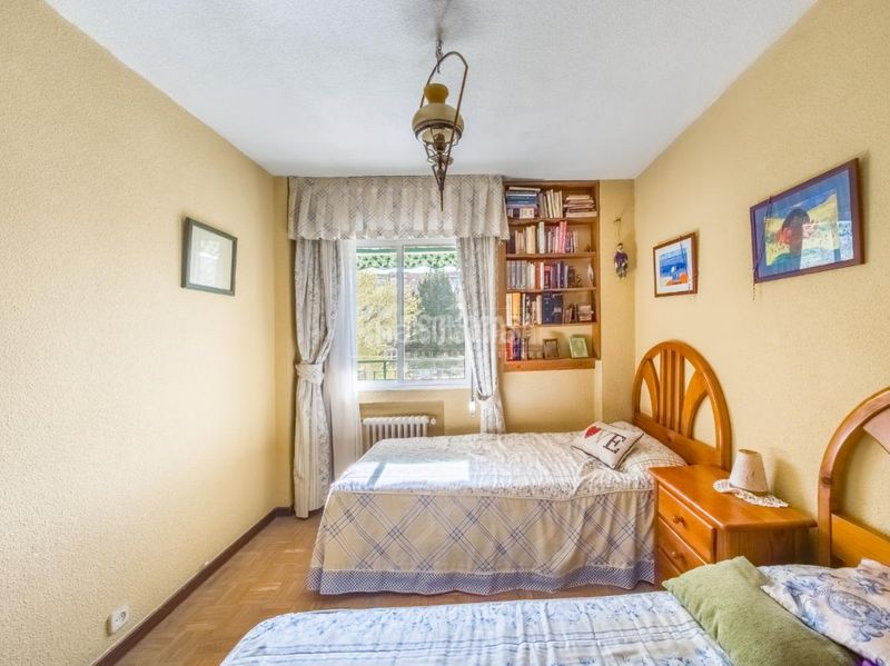 Foto 88b3c475-944d-46a8-9e62-725a3088d458. Piso  en venta en Marroquina Madrid