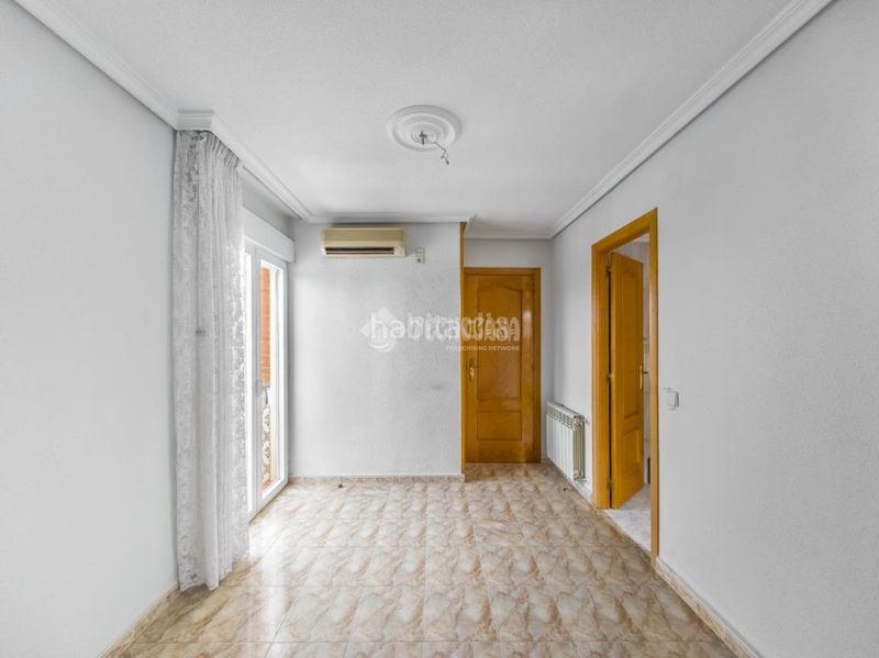 Foto 9635deab-87b8-4dd4-b095-6b9782d83b0a. Piso  en venta en Marroquina Madrid