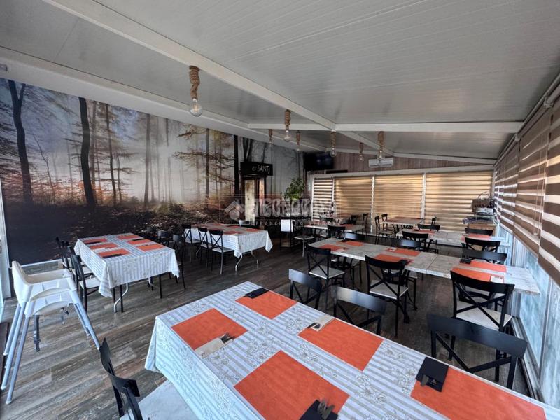 Foto e799da35-9ea6-4b63-9217-ed200213bb12. Locale commerciale in Carlos Ruiz Collado Villalba