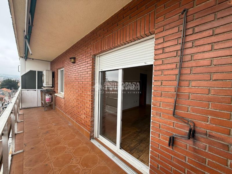 Foto b052e2b8-ea72-43a3-8323-a78c9da3a340. Pis a Carlos Ruiz Collado Villalba