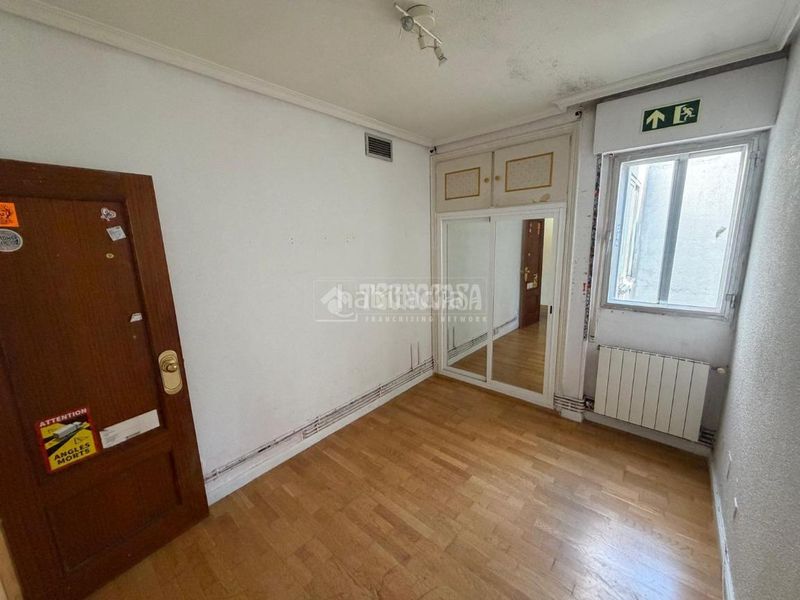 Foto b07298f3-3576-4904-bc2c-e56fc913a5d7. Pis a Carlos Ruiz Collado Villalba