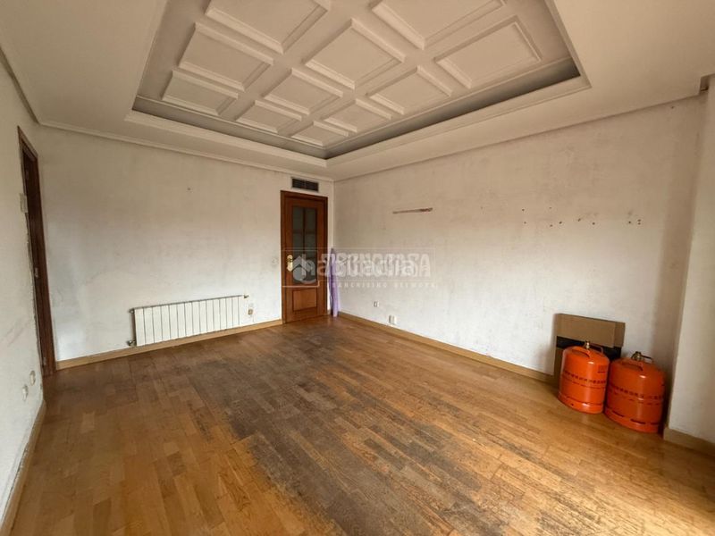 Foto bcf88b24-5202-41ee-92f6-f474a7af40ec. Pis a Carlos Ruiz Collado Villalba