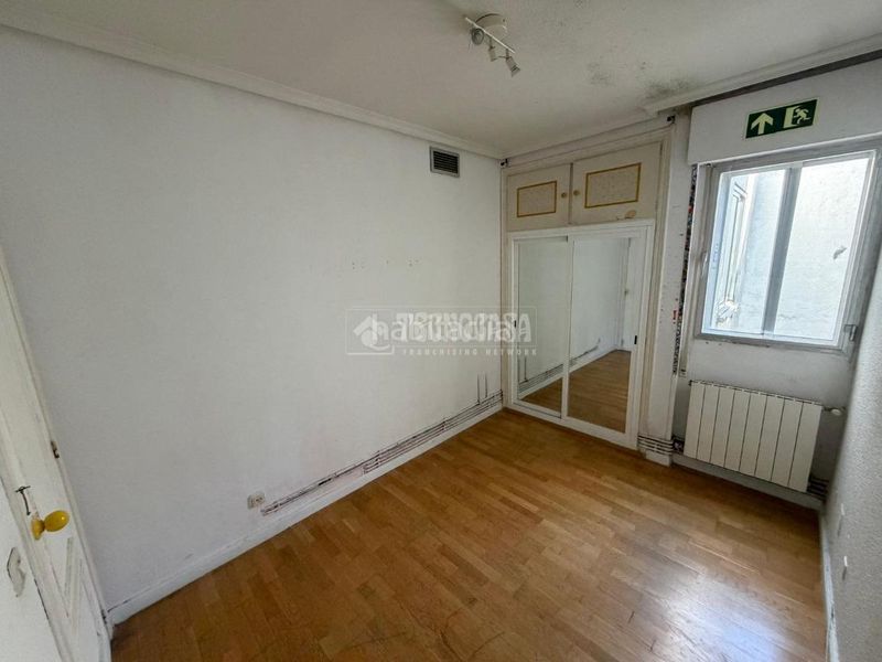 Foto f351c955-b6eb-486a-87d1-99e000d987df. Pis a Carlos Ruiz Collado Villalba