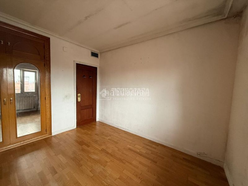 Foto fbb007b7-1d8e-4b92-b564-359b19c2dd3e. Pis a Carlos Ruiz Collado Villalba