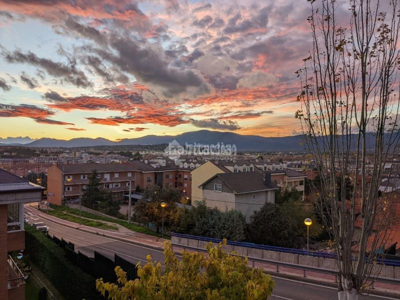 Foto a8bf574f-64ea-4467-a340-6f70736d1515. Pis amb calefacció aparcament a Villalba Estación Collado Villalba