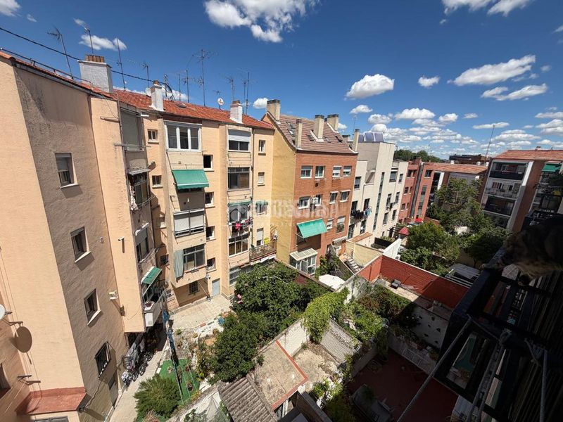 Foto faa11fa1-cfe6-4a06-8a68-7f5c707b10ff. Pis amb calefacció a Canillejas Madrid