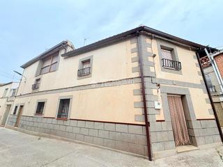 Casa a Valdeverdeja. Casa en venta en valdeverdeja
