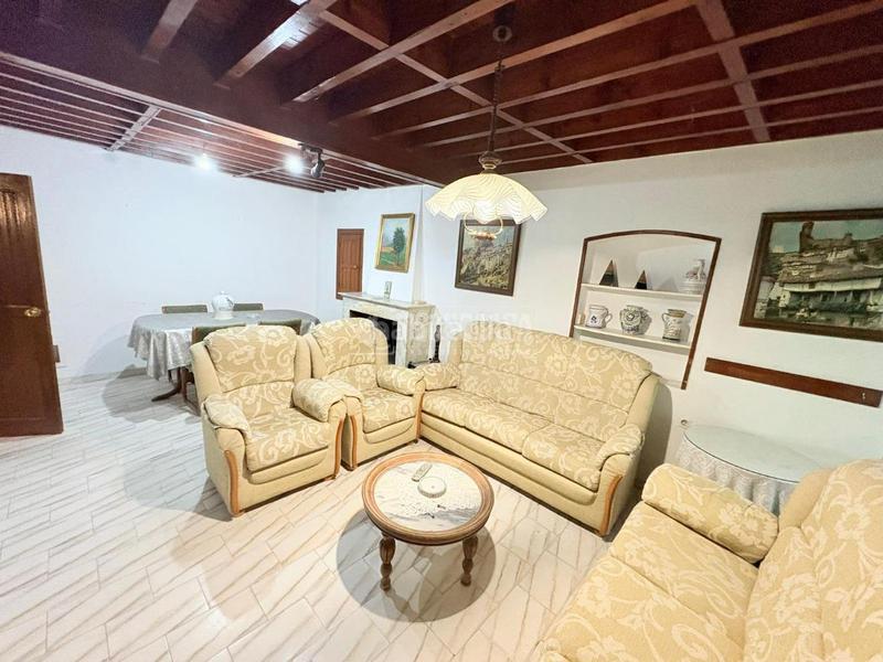 Foto f21fdc08-19d8-49e8-965a-10cb83d5b8d1. Casa a Valdeverdeja