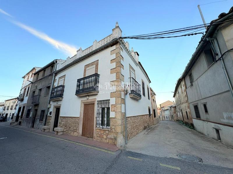 Foto fd9a9f7f-2e64-4c83-8b58-6937d65cd7af. Casa a Valdeverdeja