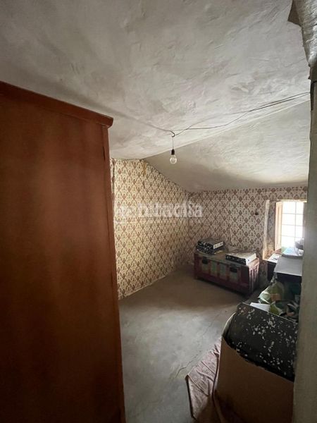 Foto 5fa01035-b271-474d-ba1b-85bd735f4270. Casa aparellada a Torrico