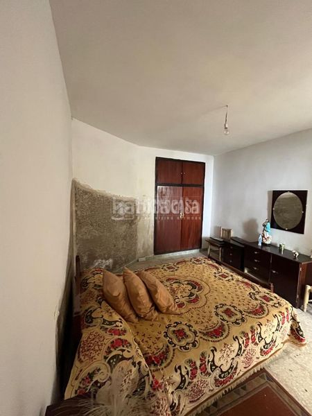 Foto 9882742a-9119-4228-ba32-084681b18b0e. Casa aparellada a Torrico